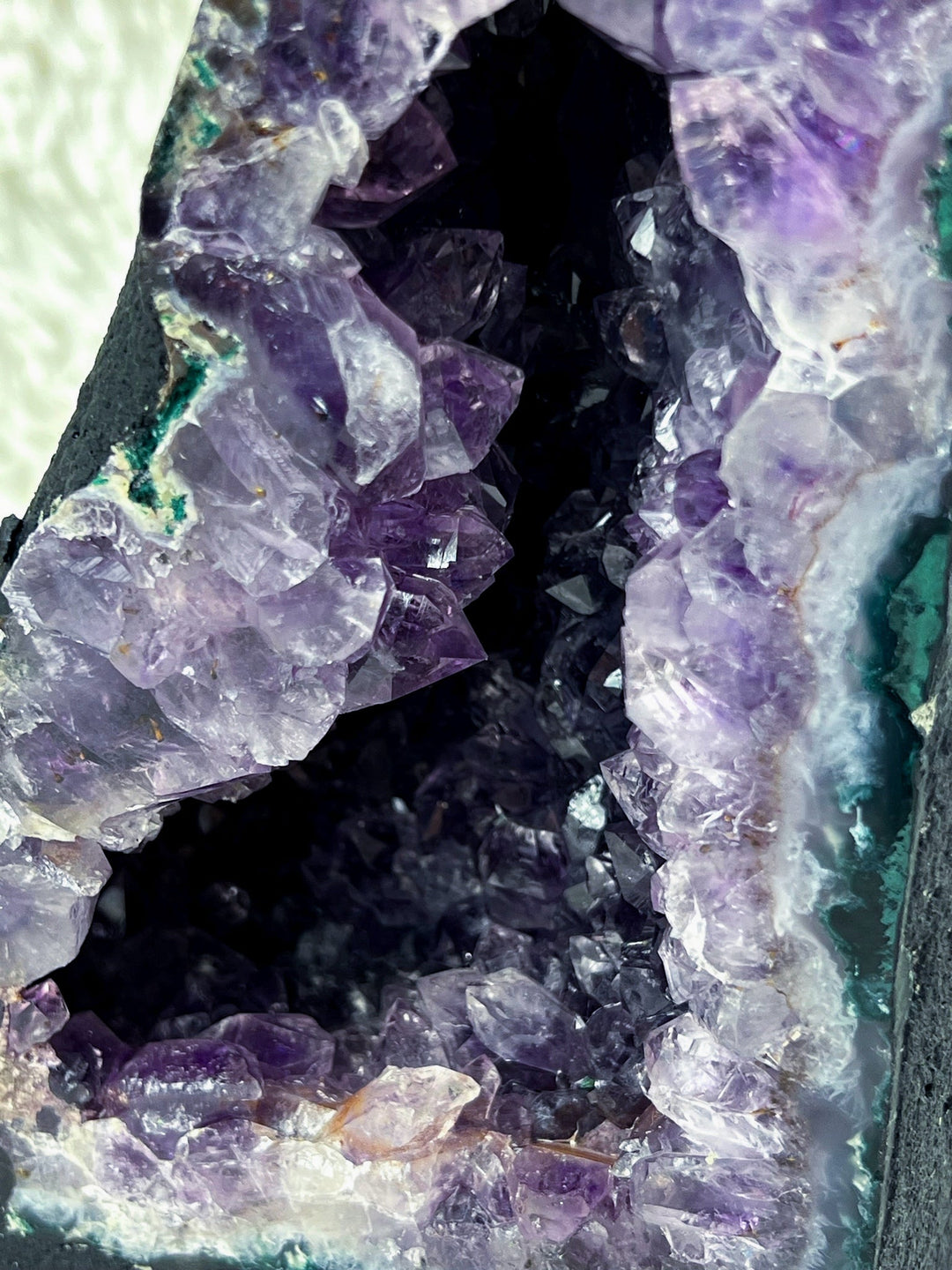 Amethyst Druse 2,8kg - SoulGlow - Amethyst, Aura, balance