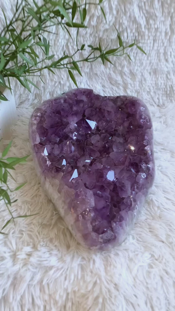 Video Amethyst Drusenstück 8,7 Kg - SoulGlow - Amethyst, Aura, balance