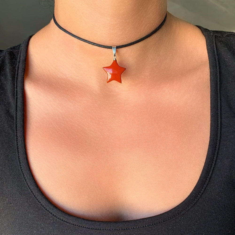 Roter Jaspis Stern Anhänger - SoulGlow - Anhänger mit Öse, balance, Energie