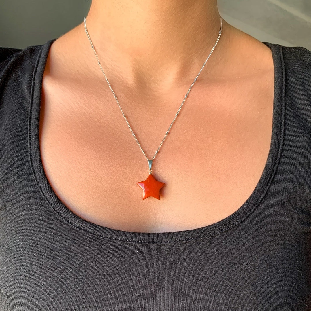 Roter Jaspis Stern Anhänger - SoulGlow - Anhänger mit Öse, balance, Energie