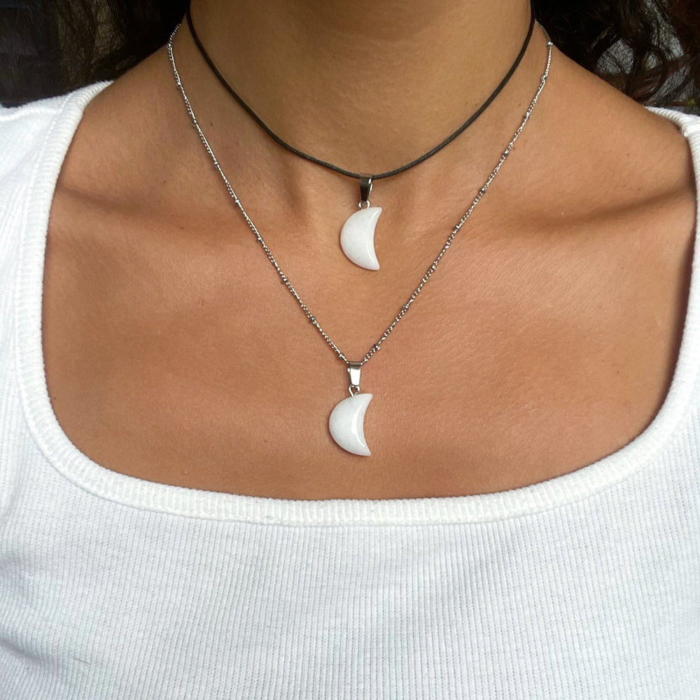 Weiße Jade Mond Anhänger - SoulGlow - Anhänger mit Öse, balance, Fülle
