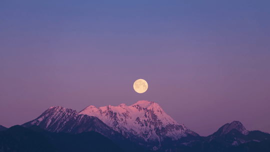 Vollmond im Steinbock: Bedeutung, Energie & Ritual
