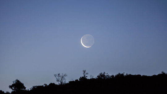 Neumond in der Waage am 2. Oktober: Ringförmige Sonnenfinsternis und Eclipse-Season