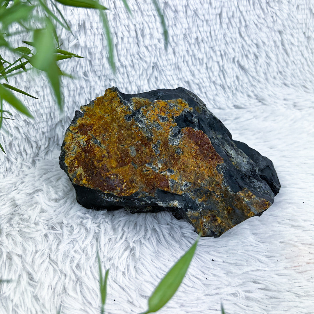 Schungit Rohstein 2,2 Kg Unikat