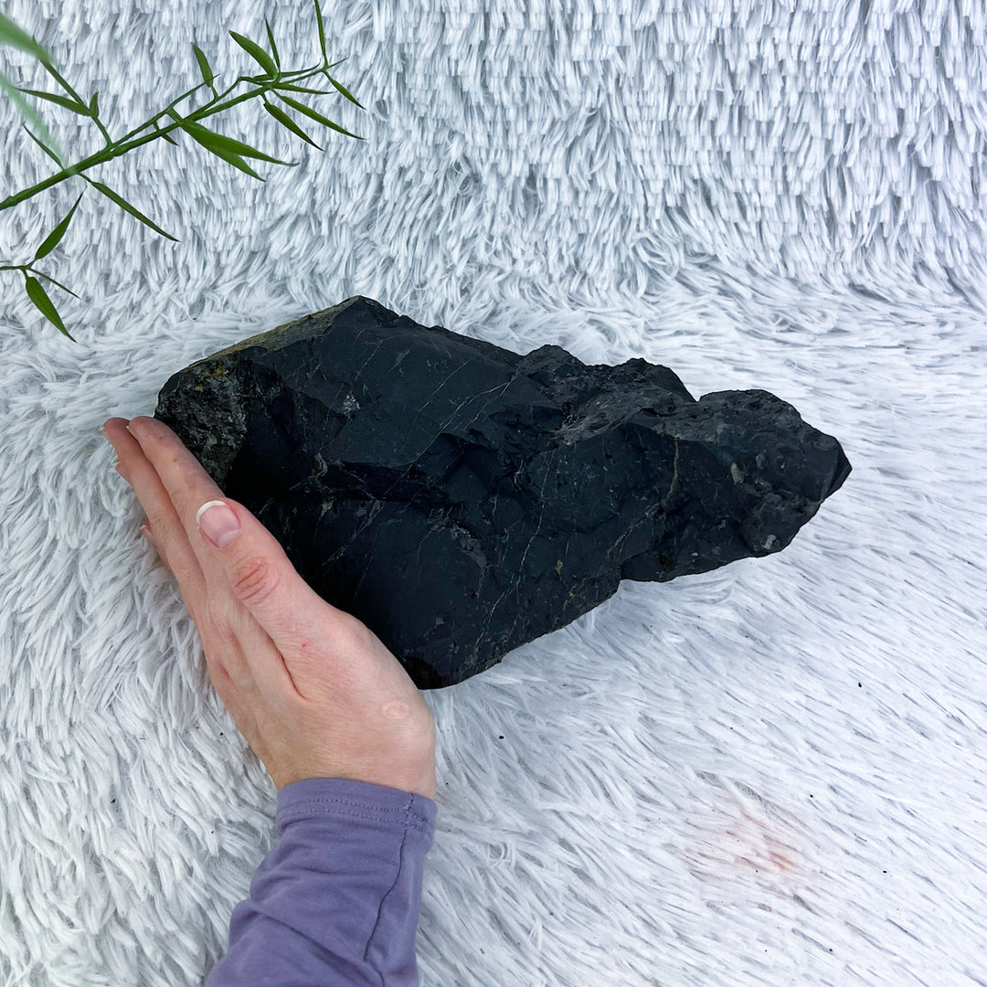 Schungit Rohstein 2,2 Kg Unikat