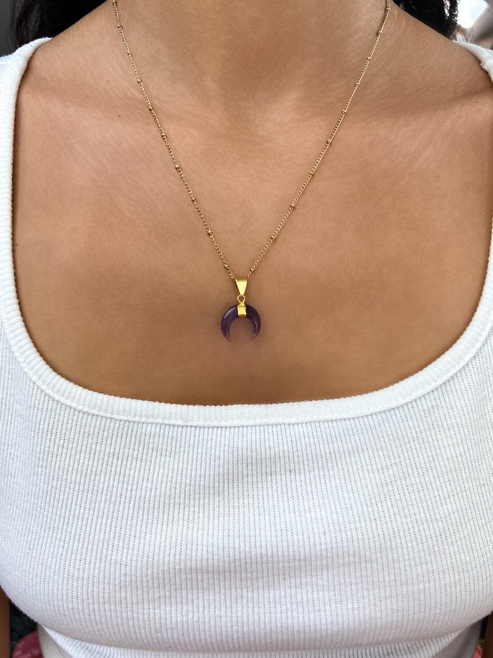 Amethyst Mond Anhänger mit vergoldeter Öse - SoulGlow - Amethyst, Anhänger mit Öse, balance