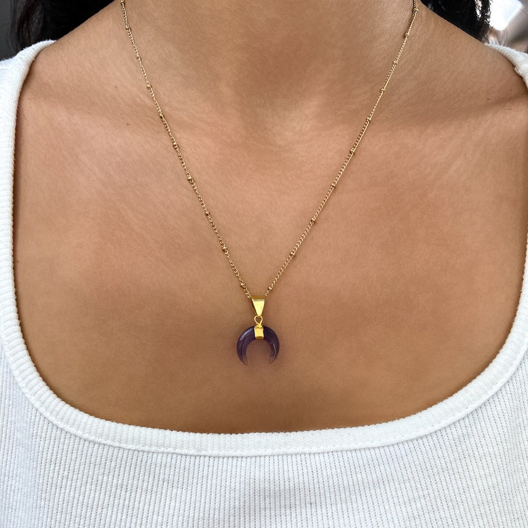 Amethyst Mond Anhänger mit vergoldeter Öse - SoulGlow - Amethyst, Anhänger mit Öse, balance