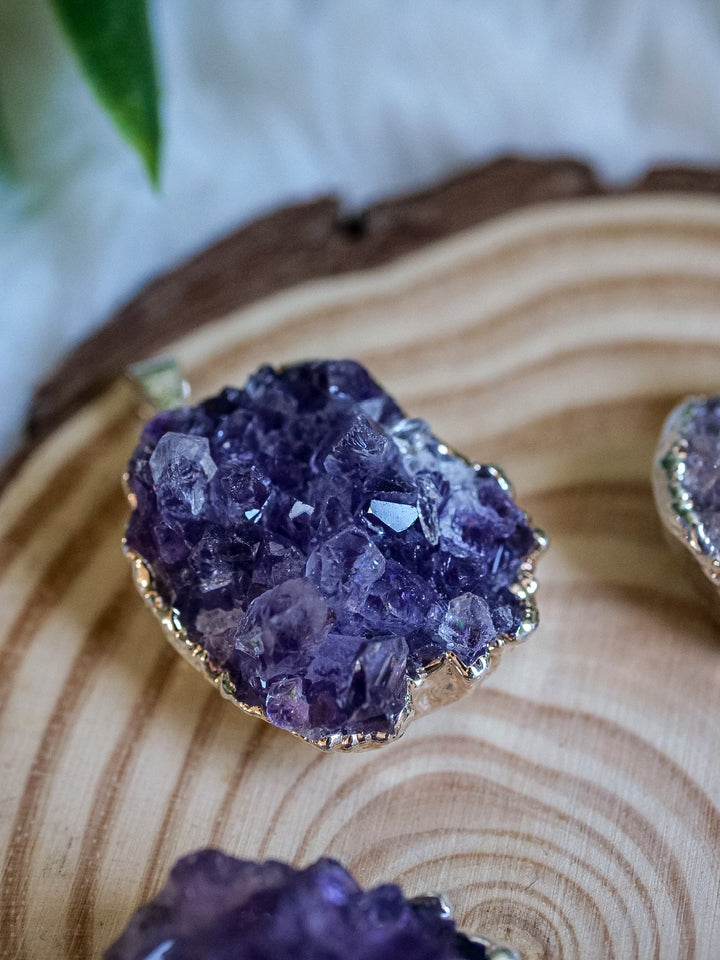 Amethyst Rohkristall Anhänger - SoulGlow - Amethyst, Anhänger mit Öse, balance