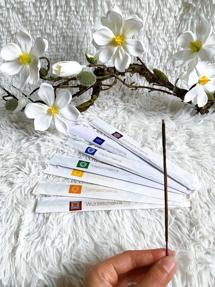 Chakra Räucherstäbchen + Halter - SoulGlow - Aura, Chakra, not - on - sale