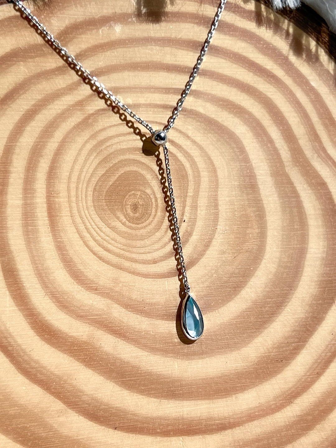 Chalcedon Tropfenkette 925 Silber (rhodiniert) - SoulGlow - 925er Silber, Anhänger mit Öse, balance