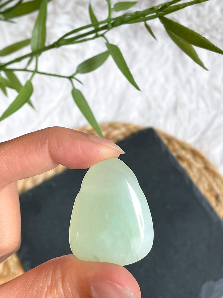 Jade Serpentin Anhänger - SoulGlow - Anhänger mit Bohrung, balance, grün