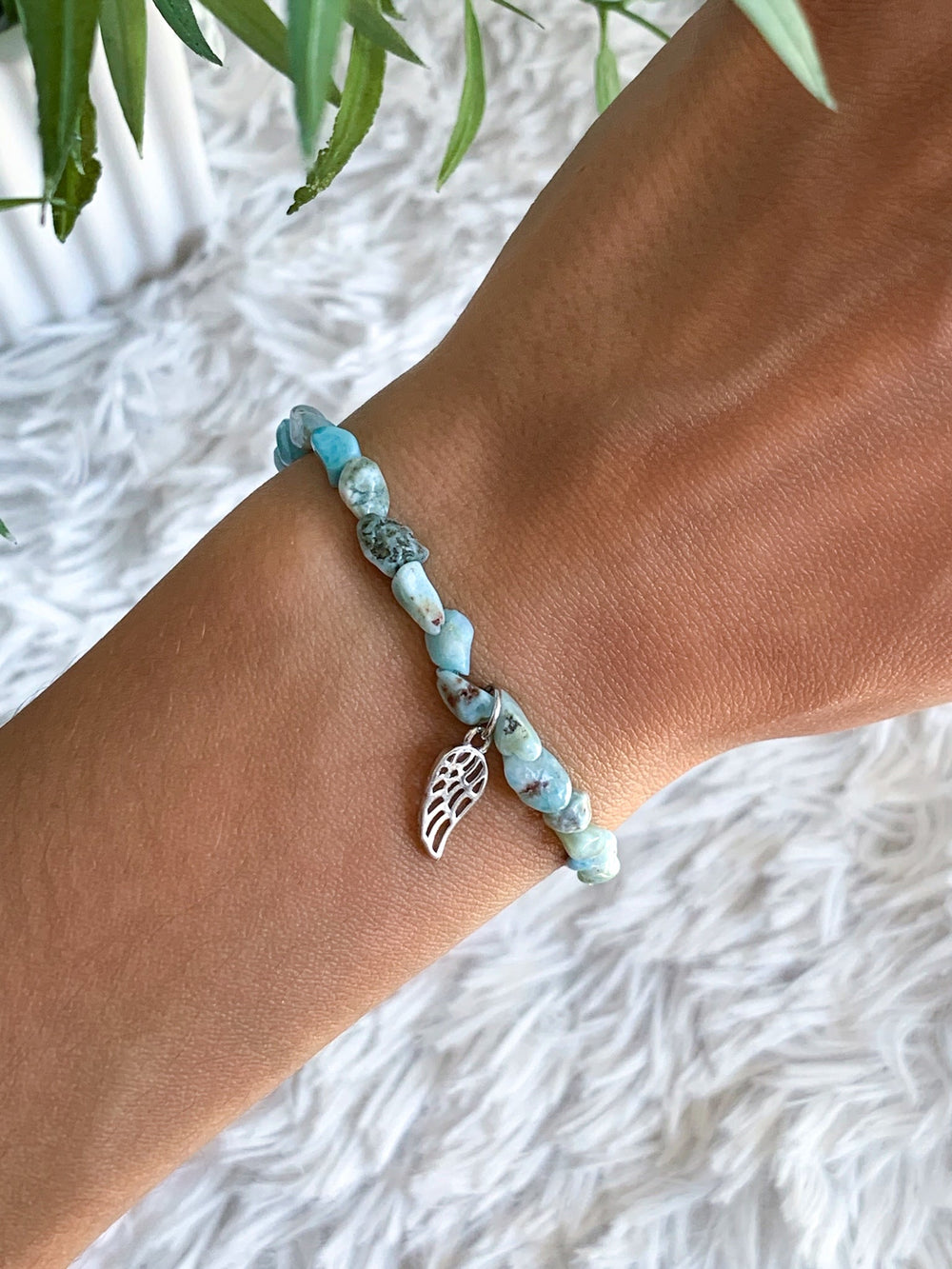 Larimar Splitterarmband mit 925 Silber-Flügel - XS/S - SoulGlow