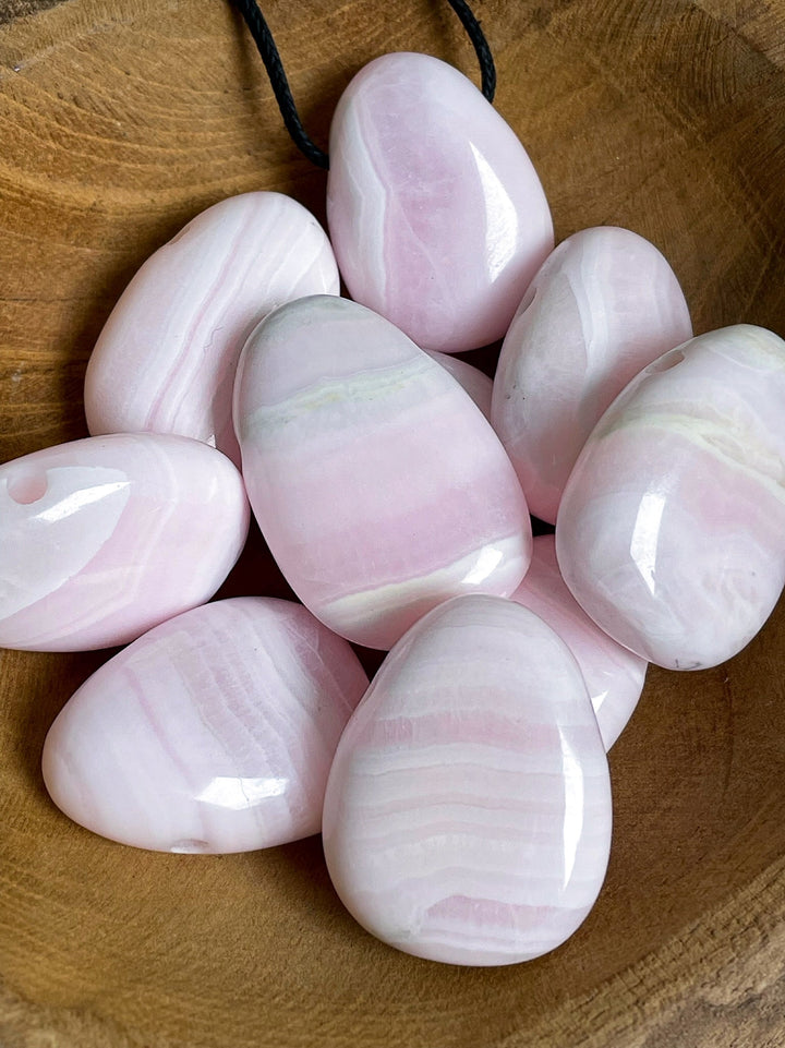 Manganocalcit, Rosa Calcit Anhänger - SoulGlow - Anhänger mit Bohrung, balance, Manganocalcit