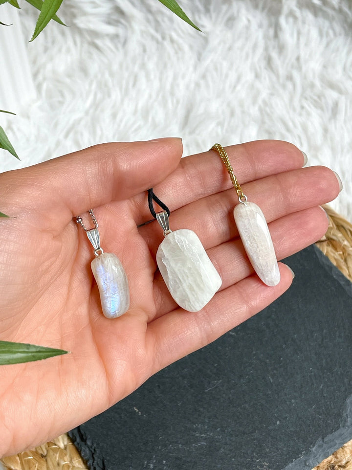 Mondstein Anhänger - SoulGlow - Anhänger mit Öse, balance, Intuition & Spiritualität