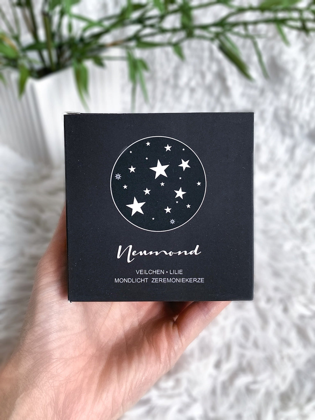 Neumond - Zeremoniekerze – Veilchen & Lilie | Mondlicht - SoulGlow - Aura, Kerzen, Lilie