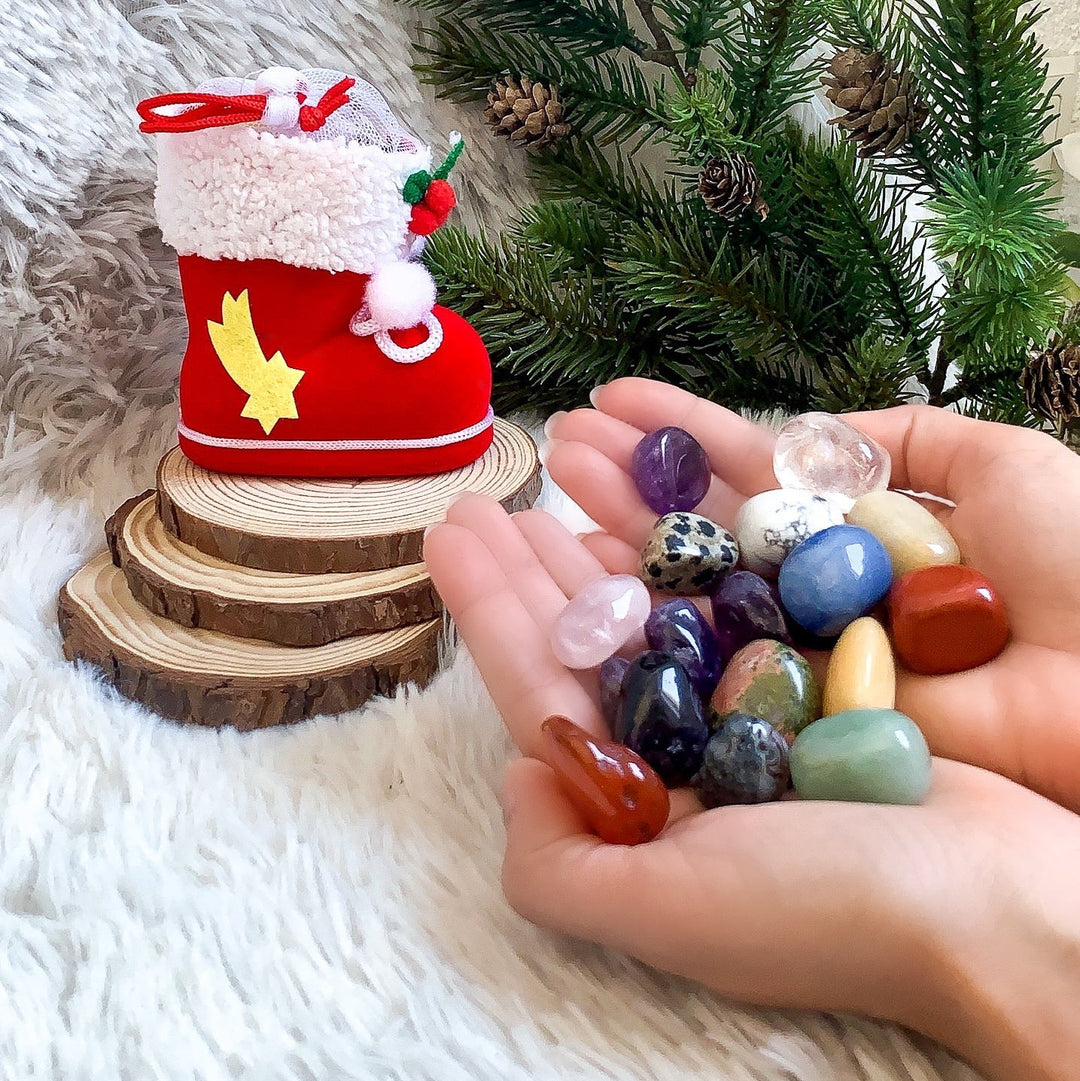 Nikolaus/Weihnachtsstiefel mit Trommelstein Mix - SoulGlow - Bunte Steine - Geschenk