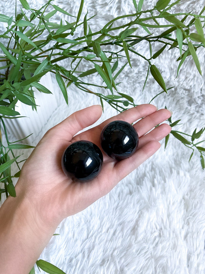 Obsidian Kugel - SoulGlow - balance, geschliffene Form, Kristall