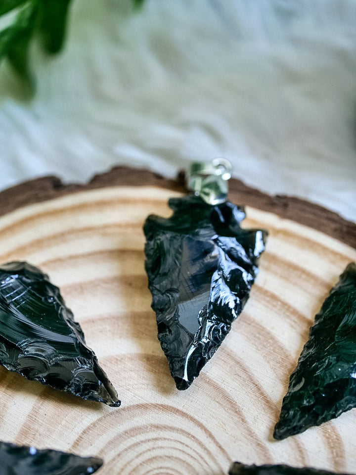 Obsidian Spitzen Anhänger - SoulGlow - Anhänger mit Öse, balance, Baumwollband