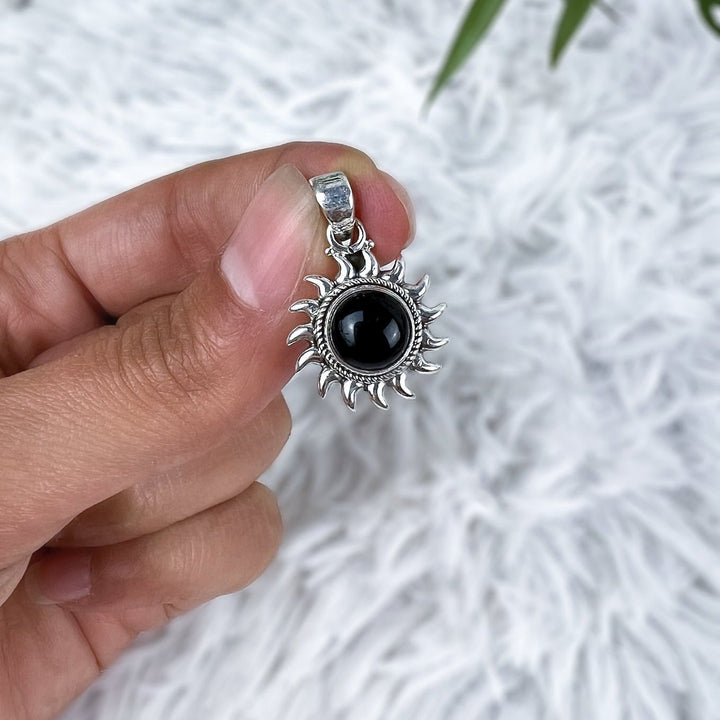 Onyx Sonnenanhänger 925 Silber - SoulGlow - 925er Silber, Anhänger mit Öse, balance
