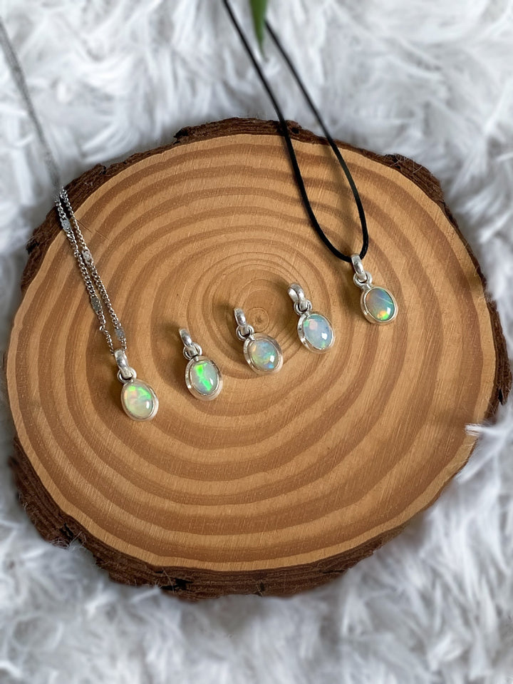 Opal Anhänger - SoulGlow - Anhänger mit Öse, blau, not - on - sale