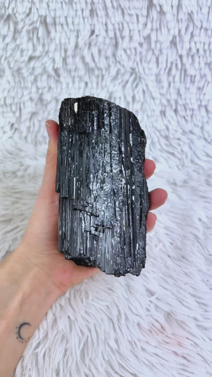 Turmalin Rohstein 1,3Kg