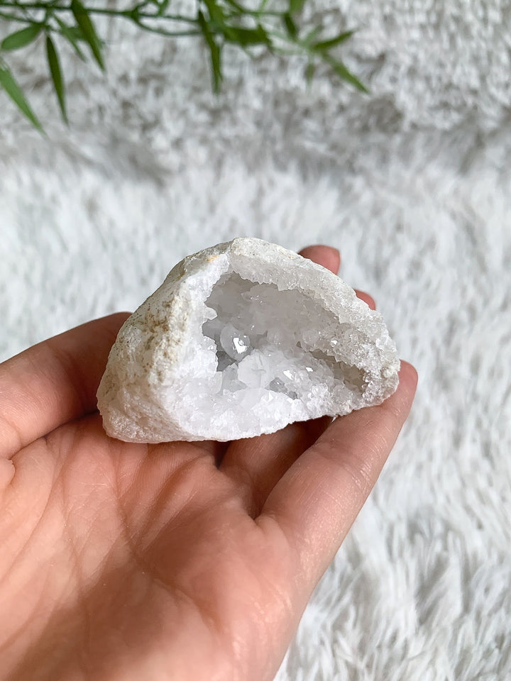 Quarz Geode - SoulGlow - Bergkristall, Energie, Kristall