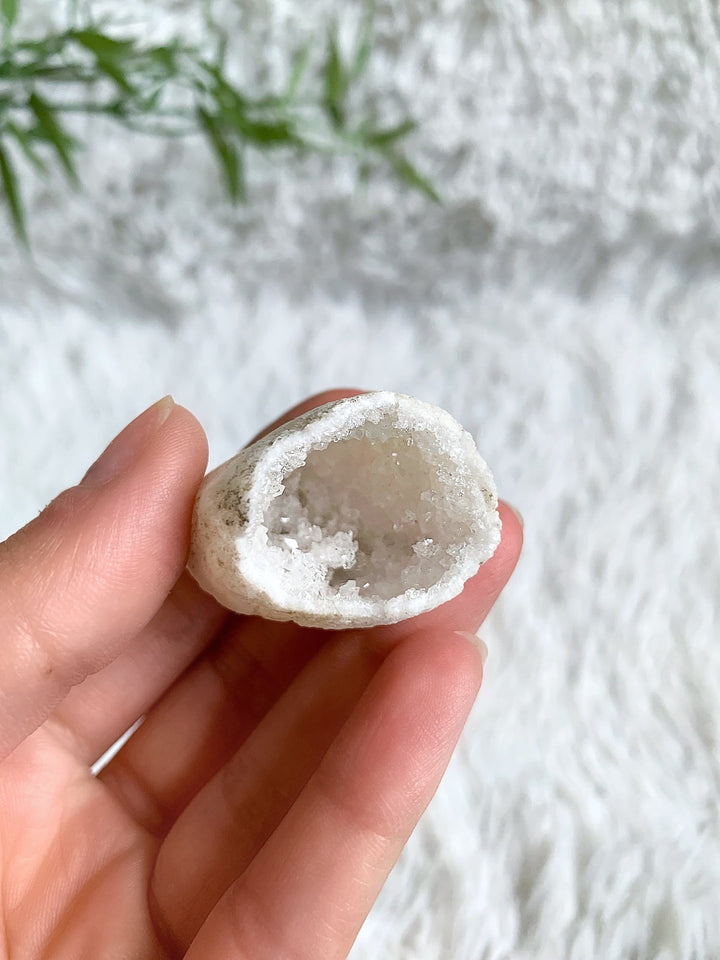 Quarz Geode - SoulGlow - Bergkristall, Energie, Kristall