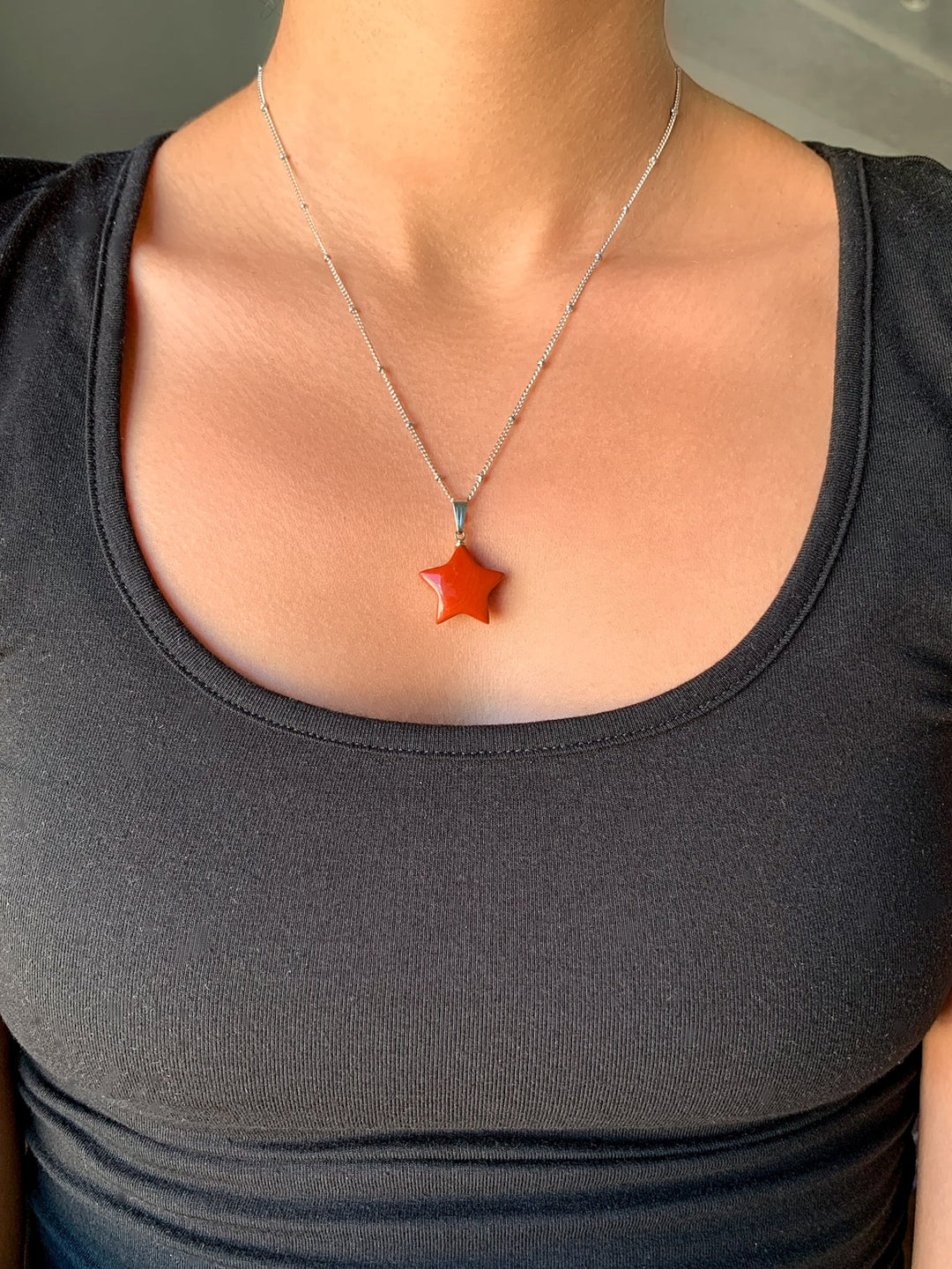 Roter Jaspis Stern Anhänger - SoulGlow - Anhänger mit Öse, balance, Energie