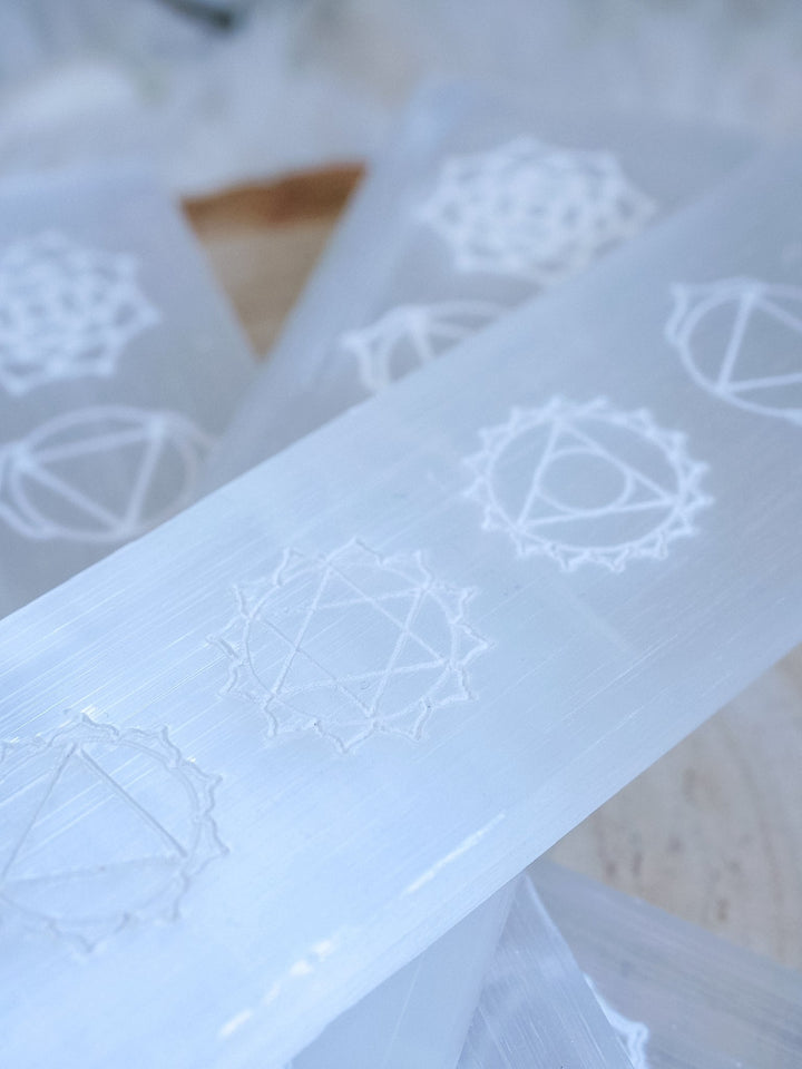 Selenit Chakra Lade Platte - SoulGlow - Aura, balance, Chakra