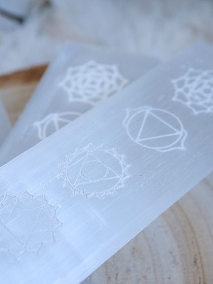 Selenit Chakra Lade Platte - SoulGlow - Aura, balance, Chakra