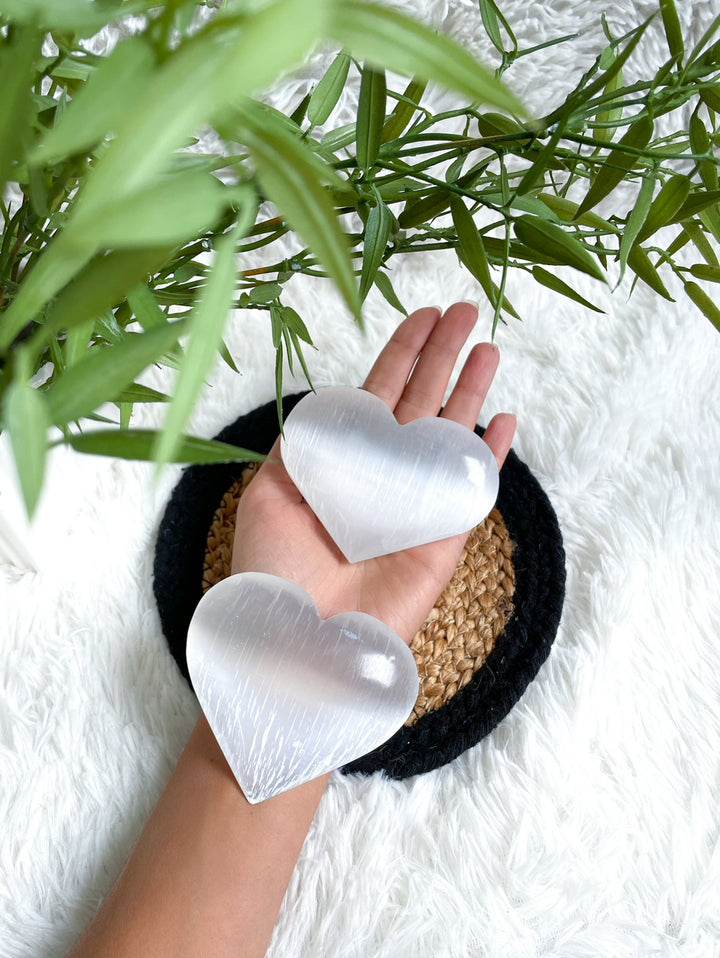 Selenit Herz - SoulGlow - balance, Depression, Geschenk