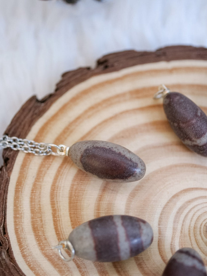 Shiva Lingam Anhänger - SoulGlow - Anhänger mit Öse, balance, braun