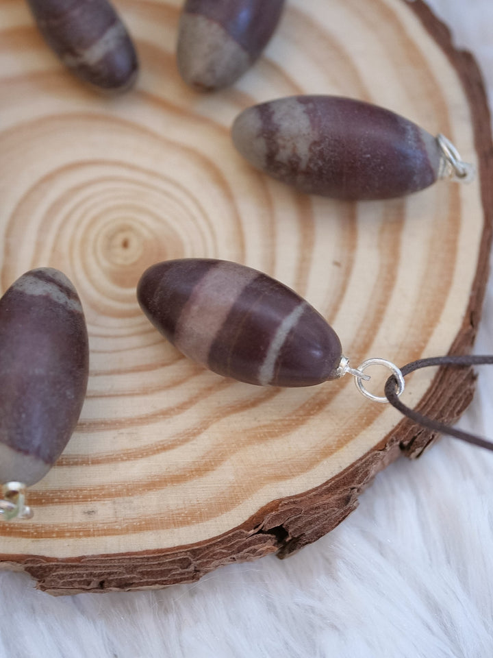 Shiva Lingam Anhänger - SoulGlow - Anhänger mit Öse, balance, braun