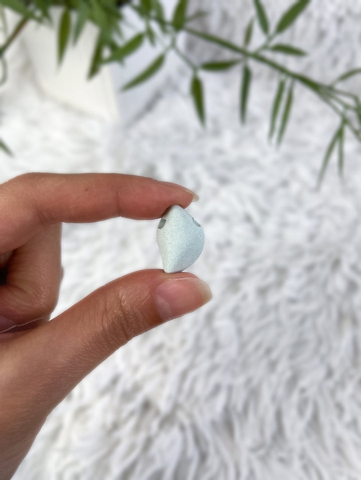 Zeolith Anhänger (Klinoptilolith) - SoulGlow - Anhänger mit Bohrung, balance, Baumwollband