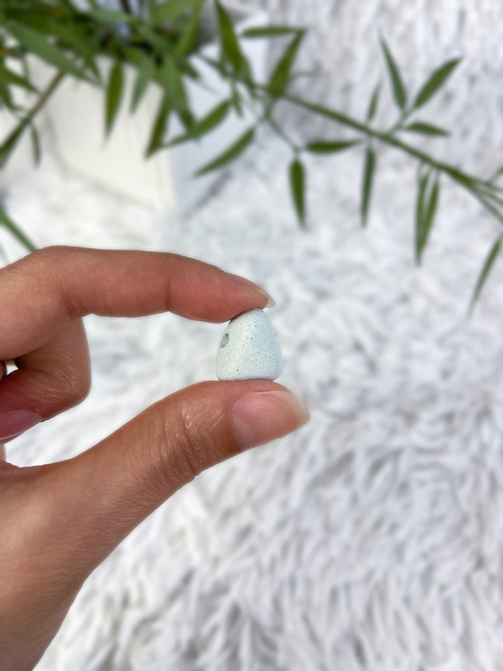 Zeolith Anhänger (Klinoptilolith) - SoulGlow - Anhänger mit Bohrung, balance, Baumwollband